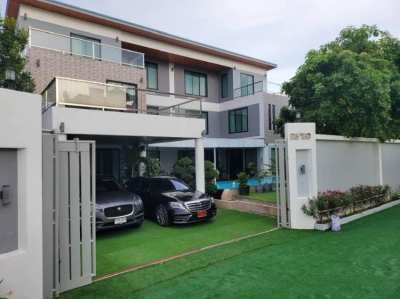 Luxury Private Pool villa for sale