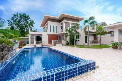Bang Saray - Modern 5 Bedroom Villa