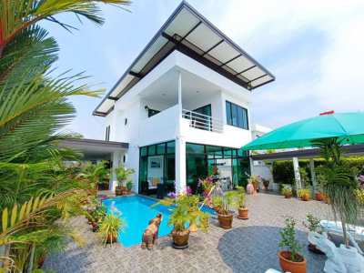 New price - 5,950,000 THB for this 4 bedroom house on Mae Phim beach!