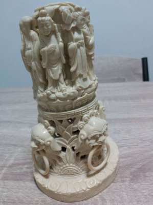 SALE NOW ON FREE DELIVERY Really unusual and rare chinese ornament
