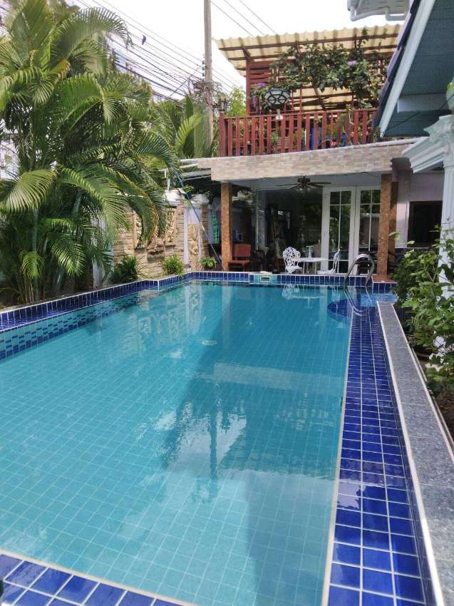 Nice House for sale near Super Market 5 minutes with private pool 