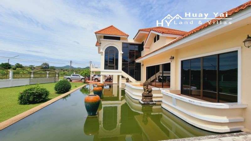 #3264 Large pool house in 2 rai outside a golf course
