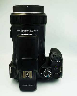 Nikon Coolpix P1000 Camera in Box 125x Zoom (24-3000mm), EVF, Wi-Fi 