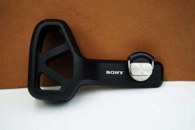 Sony GP-X1EM Original Genuine Grip Extension for Sony Alpha, GPX1EM 