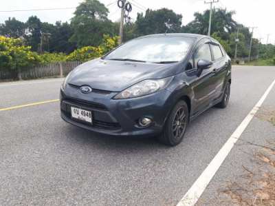 Ford Fiesta automatic ( ONLY 64.000 km )