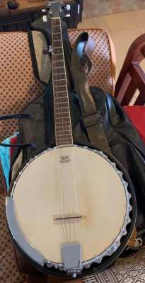 Paramount 5 string Banjo. Used but good condition.