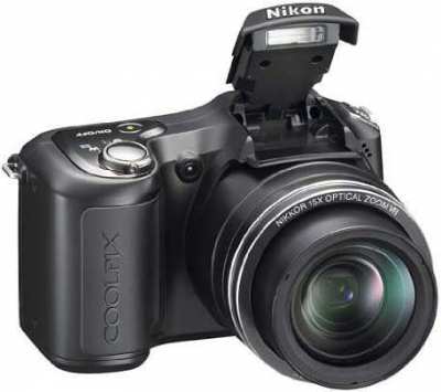 Nikon Coolpix L100 10 MP Digitalkamera mit 15-fach optischem Zoom