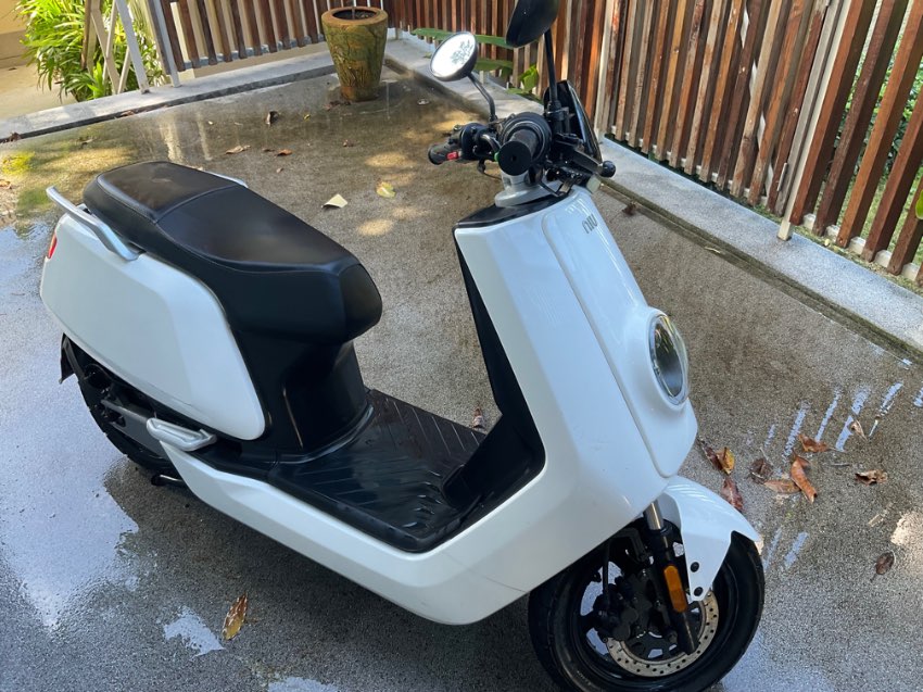 NIU electric scooter 