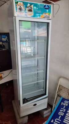 Glassdoor fridge 
