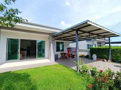 2,750,000 THB for this 2 bedroom house close to the beach and Ban Phe!