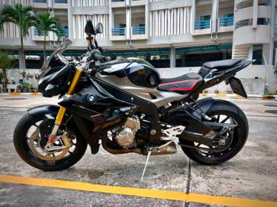 BMW S1000R  2015 Low Km's Excellent Condition 4 Ride Modes Speed Shift