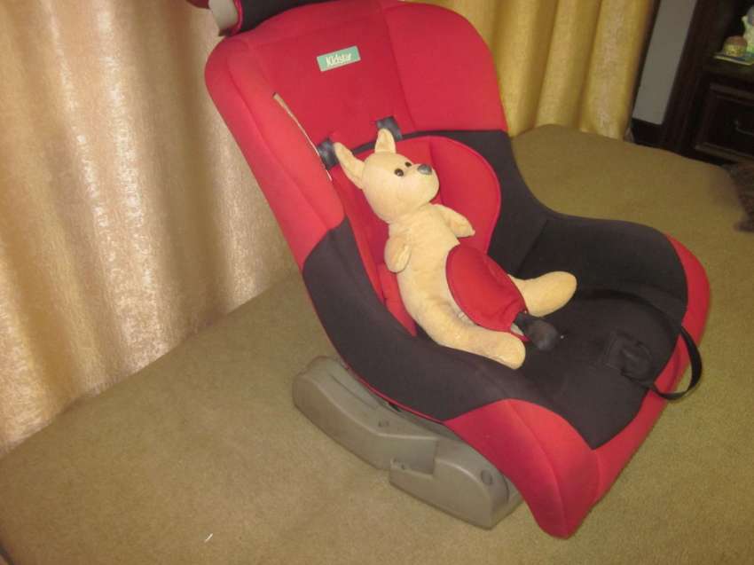 car child seat, good condition, without damage, new price 4500 TB...fo