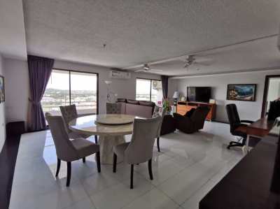 Totally Renovated Condo, 17. fl., Foreign name close to Jomtien Beach.