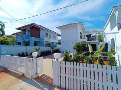 2 storey - 3 bedroom house close to Mae Ramphueng beach. 5,195,000 THB