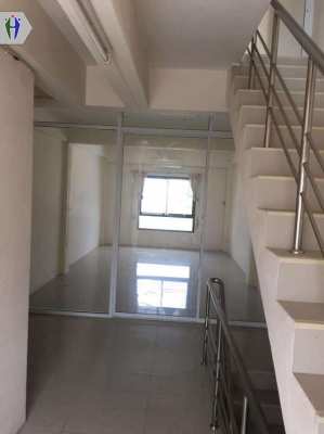Commercial building for rent 15,000 baht Soi Siam