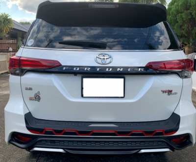 2020 Toyota Fortuner 2.8 TRD Spotivo 2WD AT