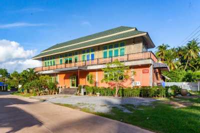 Small guesthouse hotel. Lease for sale. Koh Lanta, Krabi.