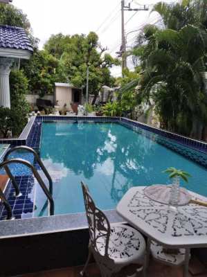 Single house for sale with private swimming pool. and a karaoke room