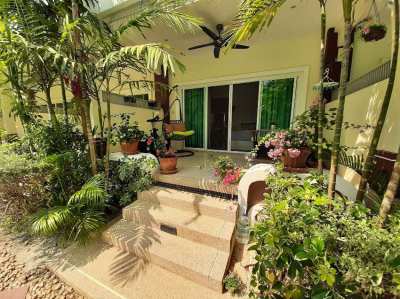 Townhouse for sale in beautiful resort