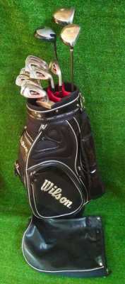 Wilson Staff full set of golf clubs in bag