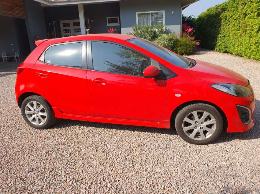 Mazda 2 in excellent condition