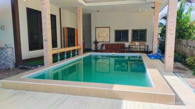Private house pool villa