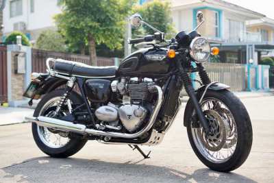 [ For Sale ] Triumph Bonneville T120 2017 like a new bike. ---------- 