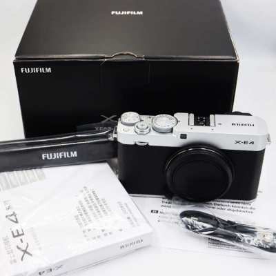 New Fujifilm Fuji X-E4 26.1MP 4K, Wi-Fi Bluetooth Camera Body in Box