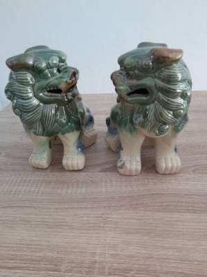 A massive pair of chinese foo/fu/fo dogs 11