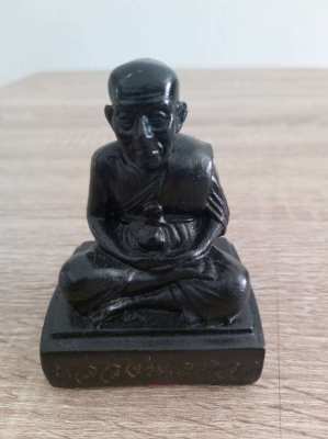 A Thaibronze state of a monk L.P Tuad