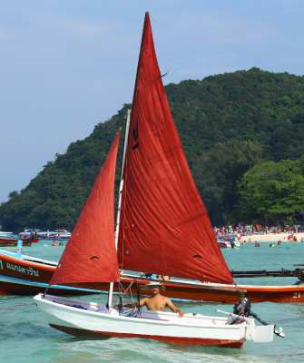 Sailing boat Mirror dinghy for sale. Phuket Rawai Thailand.
