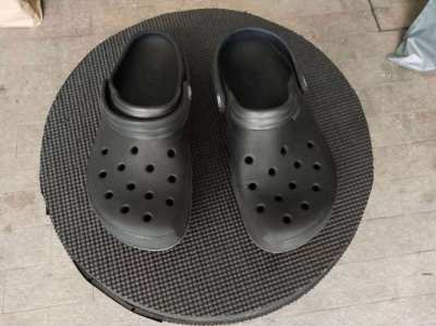 Kids Crocs 24cm Size 5 7