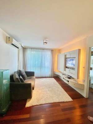 Spacious & Stylish 1 Bedroom Condo for Rent at 49 Plus 2 near BTS Thon
