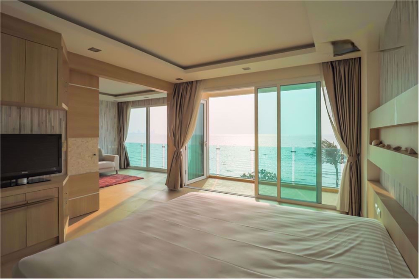 Luxury condo, next to the beach, private, most romantic, PARADISE OCEA