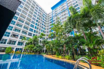 Spacious 82 sqm, 2 bed, 2 bath, pool view condo - Finance available !!