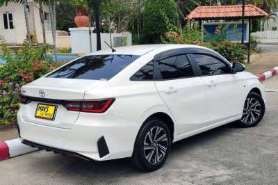 Toyota Yaris Ativ Sport 2023 for rent