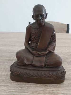 SALE A old Thai bronze statue  of a monk 8
