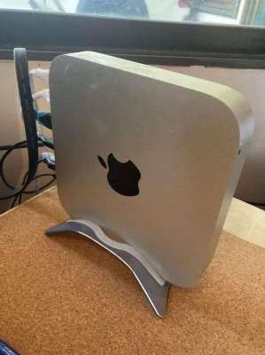 Apple Mini Mac - Quad Core - i7 - 1TB Storage