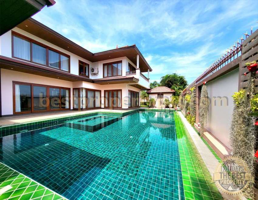 Pool Villa on a plot of 950 sq.m. in Huay Yai