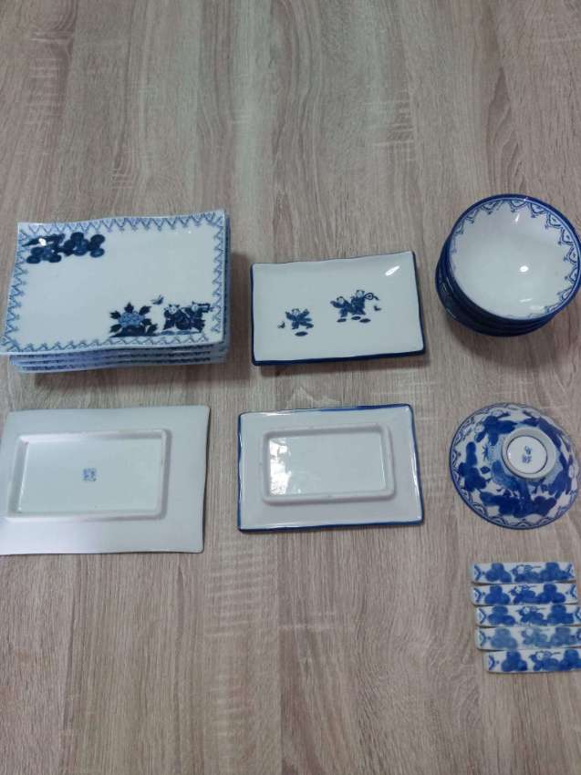 29 items of chinese blue and white porcelain 