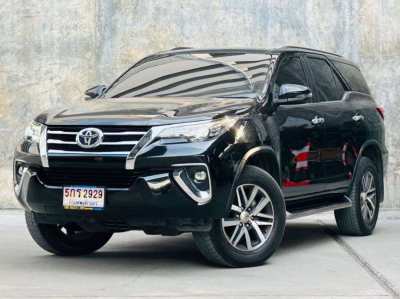 Toyota Fortuner 2.4 V ZIGMA 4 AT ปี 2019