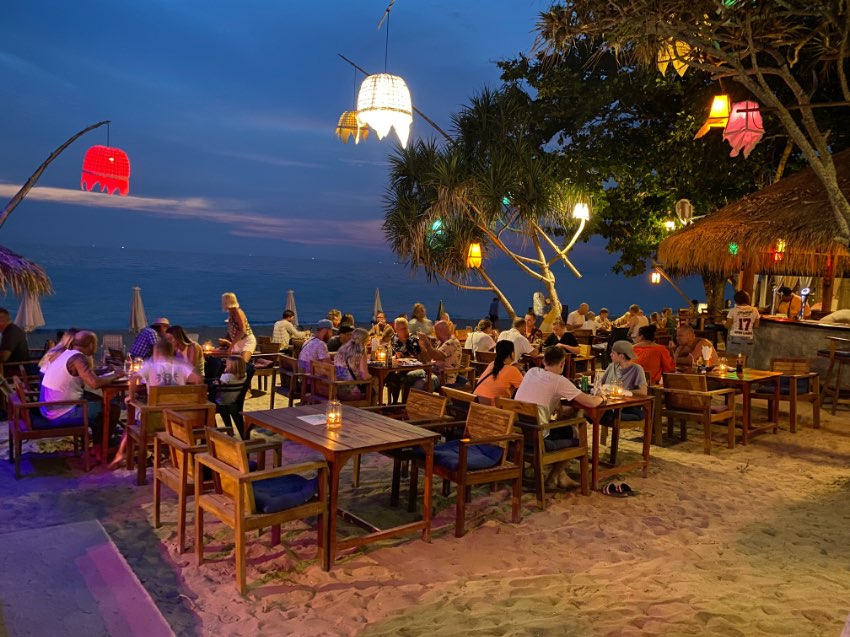 Beach Front Resort - Koh Lanta 
