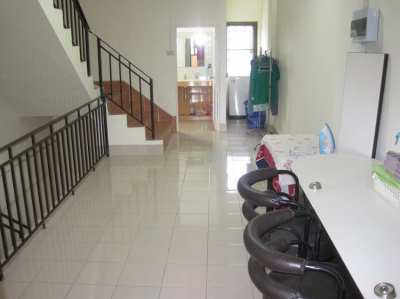 Commercial townhouse for Rent / Sale! Bargain price!