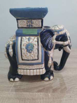 Rare chinese porcelain Elephant pot stand 11