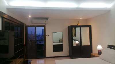 Nice appartment 2 bedrooms for sale On Pattaya Klang 9Karat
