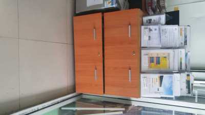 2nd hand Office Table Filing cabinets and shelves