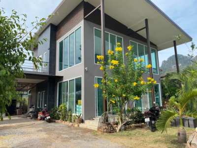 Sam Roi Yot 6 Rai of Land & House & 3 Guesthouses For Sale 