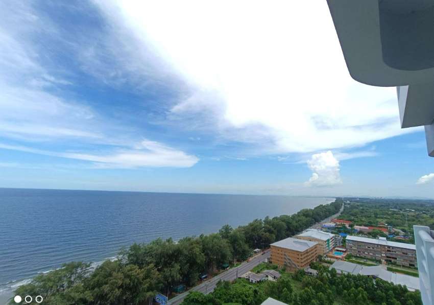 Super ocean and sunset views from the 19th floor in New World Condo!