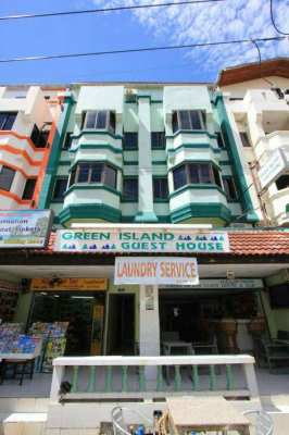guesthouse 16 rooms  in karon beach available to rent