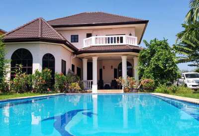 HR1425 East Pattaya House , 4 bed for rent 